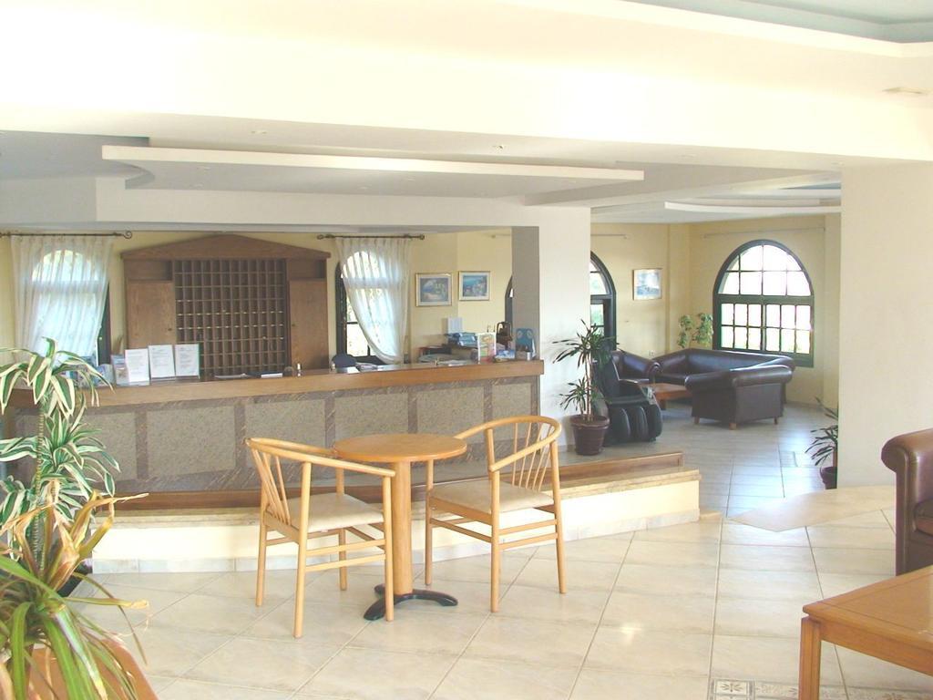 Despo Hotel Kato Gouves Экстерьер фото